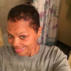 Meet your Posher, Valerie